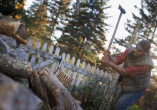 Fendage : Comment bien fendre son bois de chauffage ? Gruchy