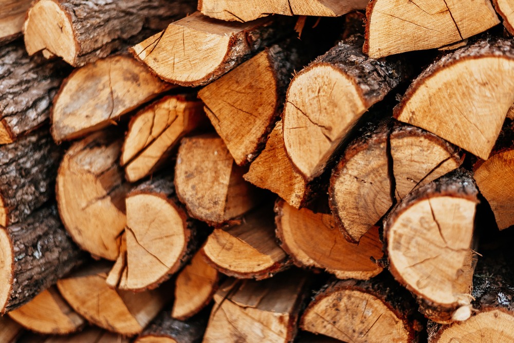 Quelle quantité de stères de bois utiliser pour un hiver ? Combustibles Gruchy